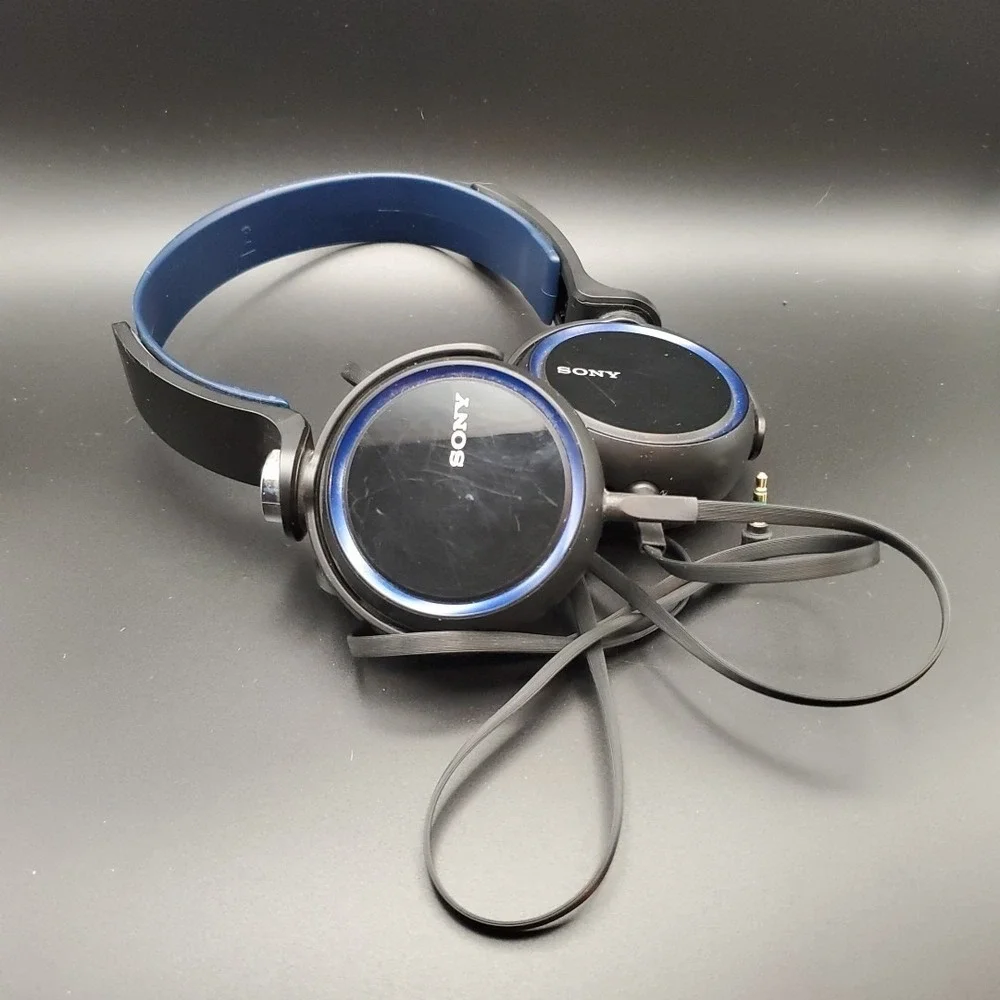SONY MDR-XB400 Wired  Stereo Headphones Black-Blue Working Great Sound